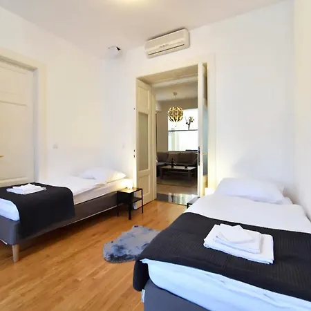 Apartment Mestska Perla Prahy *